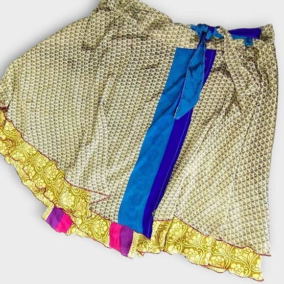 Ganesh Himalaya Womens Wrap Skirt One Size Adjustable Butter Yellow Silk Reverse - Picture 3 of 15